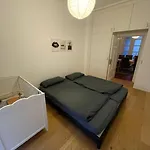 Spacious Flat In The City Centre