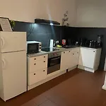 Spacious Flat In The City Centre